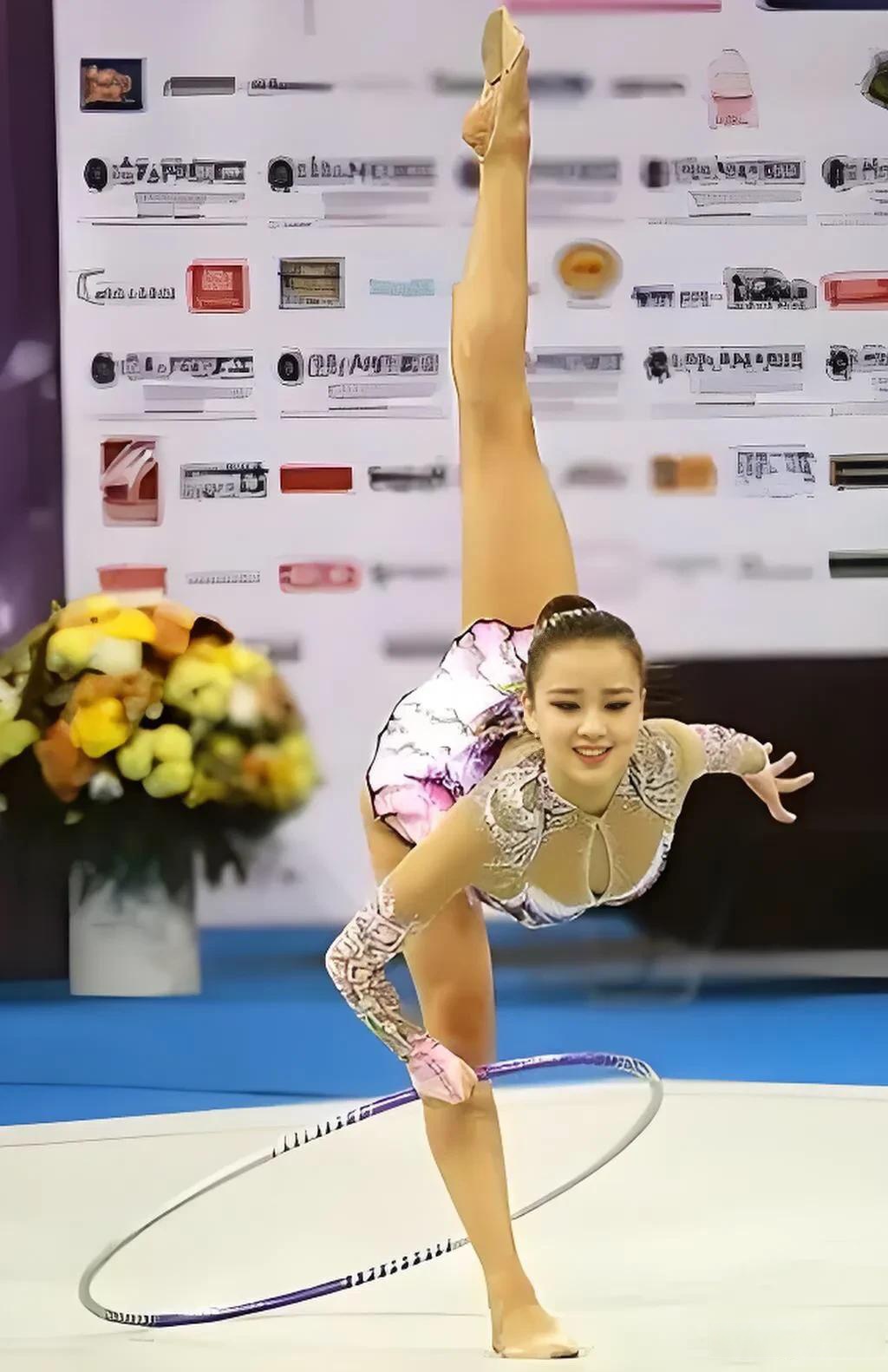 爱游戏tv-球星爆发！体操赛场再现神级操作