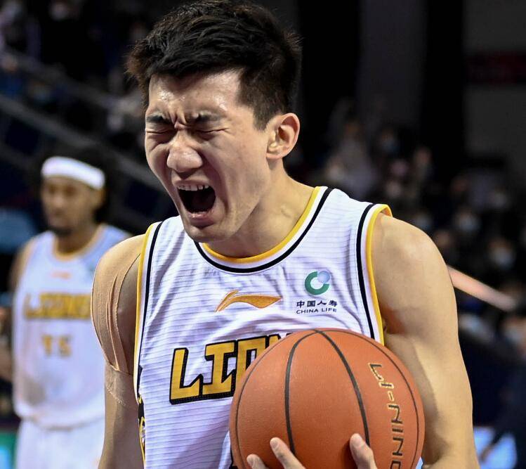 骑士逆转山西队，孙铭徽惊艳四座