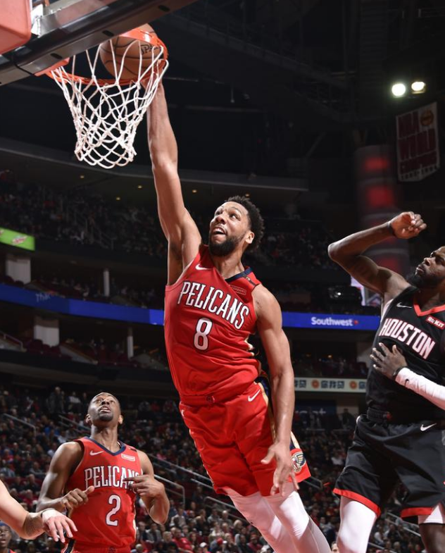 爱游戏APP-青岛队翻盘火箭，浓眉哥点燃赛场