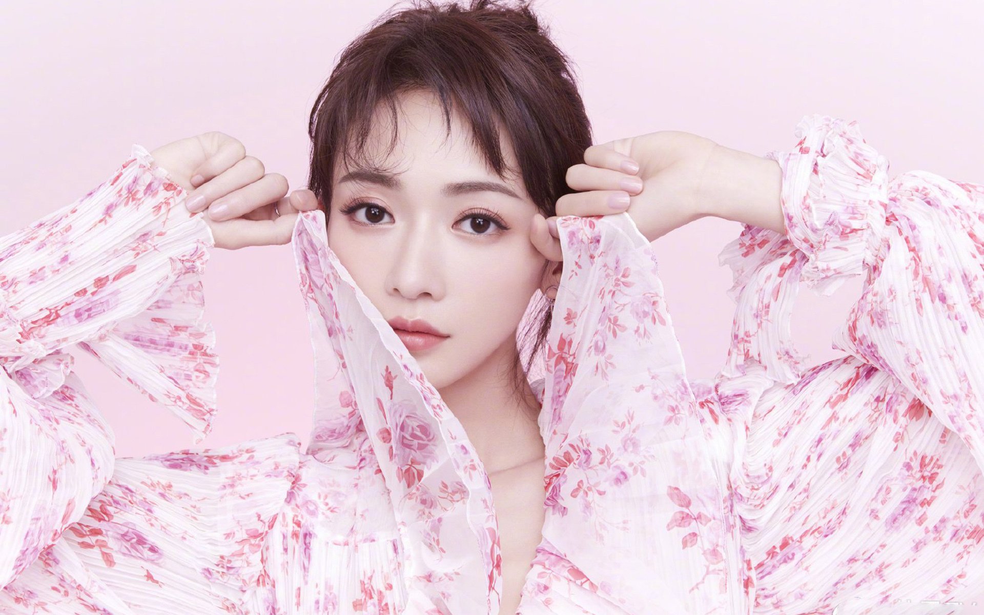 绝杀之战，红牛车队险胜哈斯，拉塞尔高光表现定乾坤