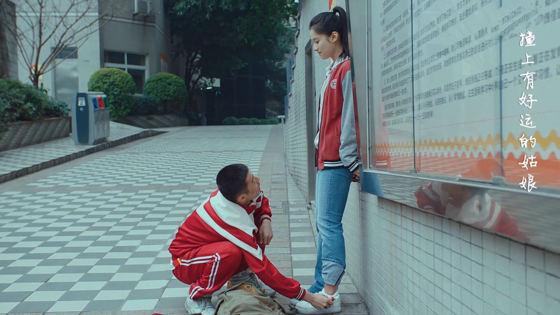 库里隔空对决詹姆斯，当湖人用天赋碾压广东，一人扛一队的艺术却永不落幕