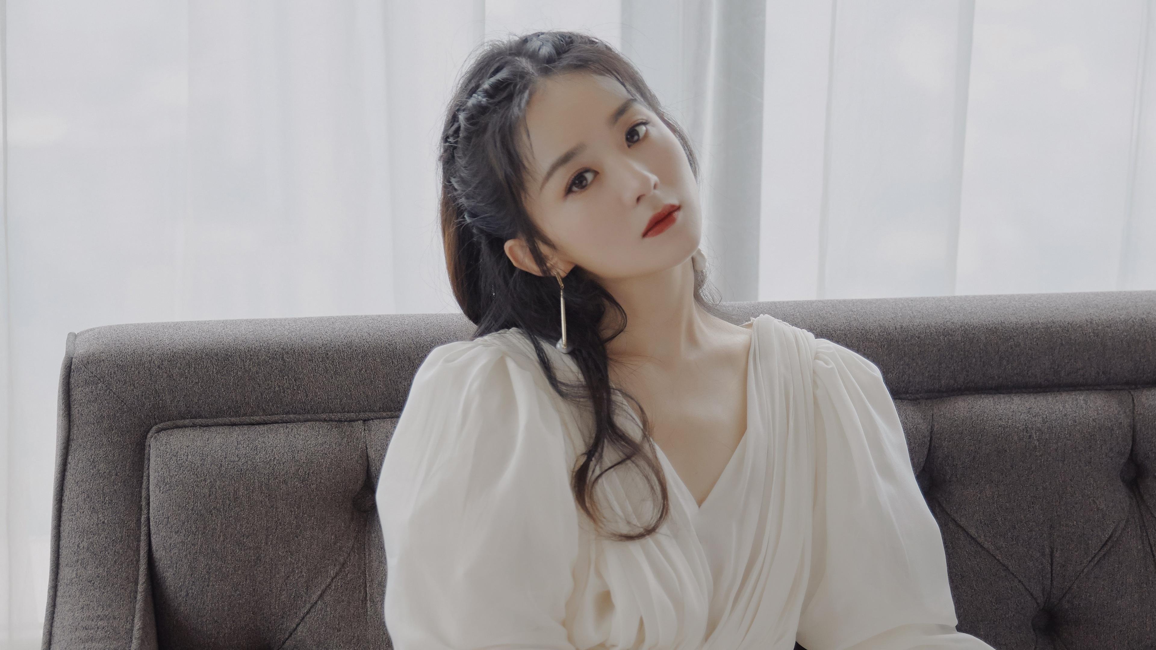 铁壁与尖刀,猛龙窒息防守锁死鹈鹕,德罗赞30+彻底撕裂防线