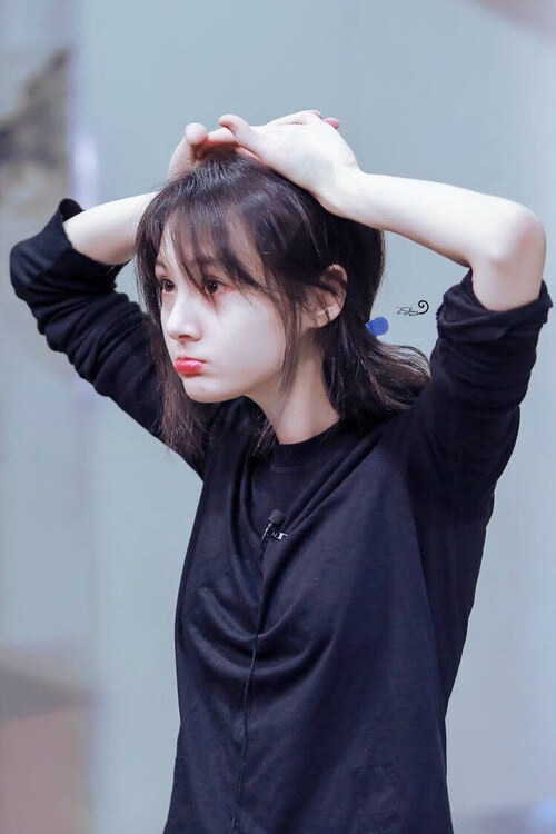 从休斯顿到欧冠，当小人物决定大场面的硬核叙事