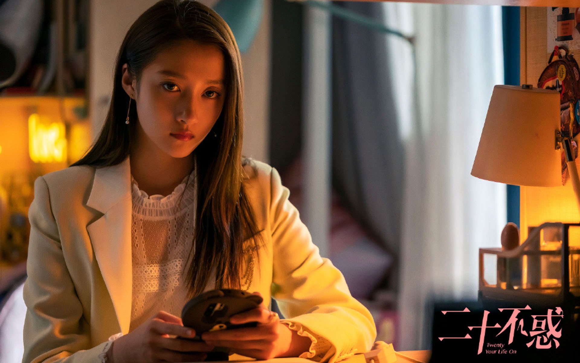 爱游戏官方入口-太阳引力，米切尔于西决暗夜，化身恒星降服蜂群